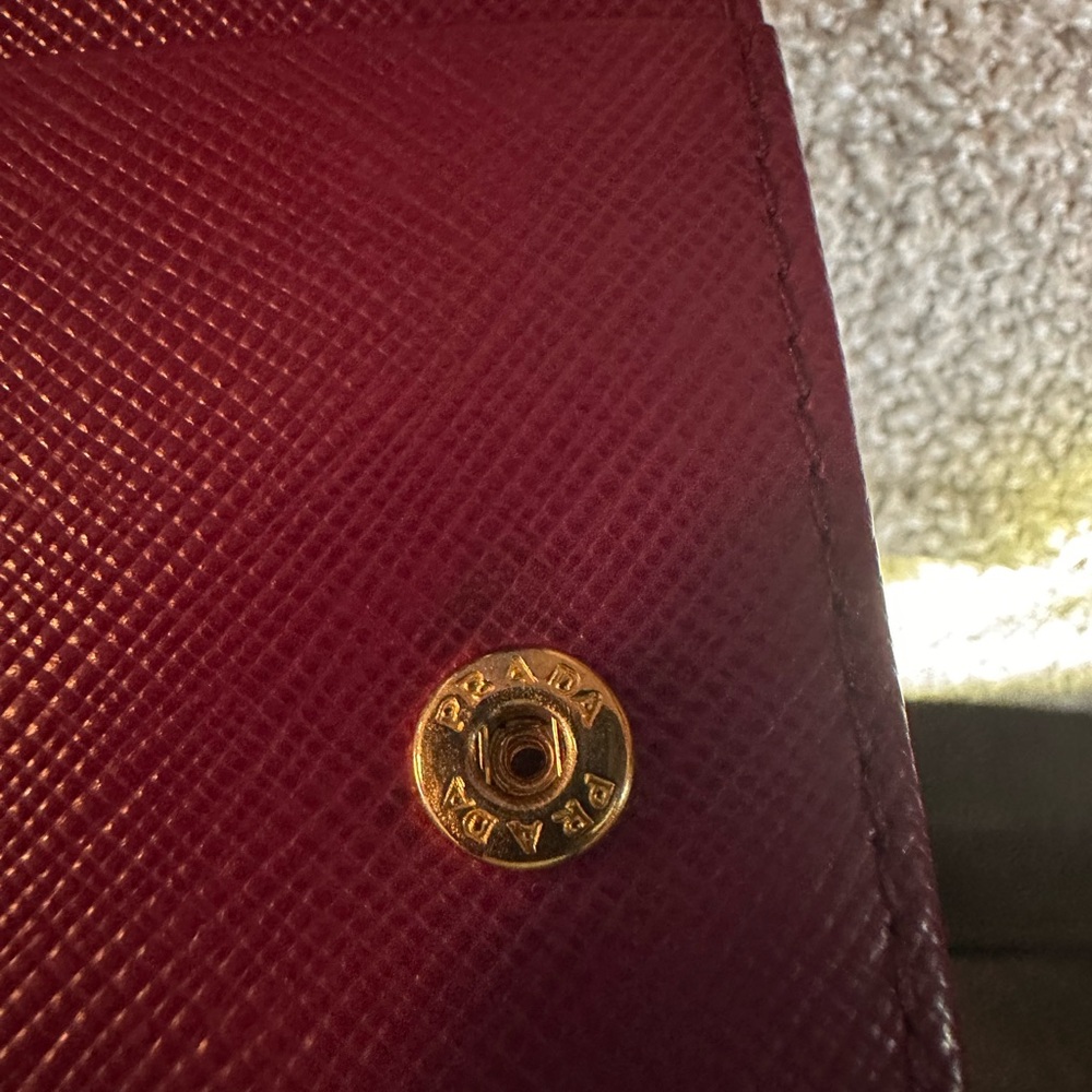 Prada with paperwork Prada Saffiano Metal Women's Dalia Wallet EUC - Picture 7 of 15